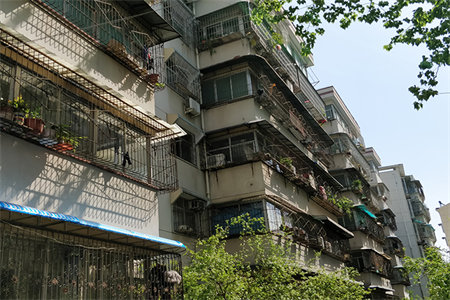 西城名苑2室2厅1卫87m275万